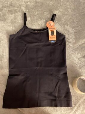Black Seamless Tank Top